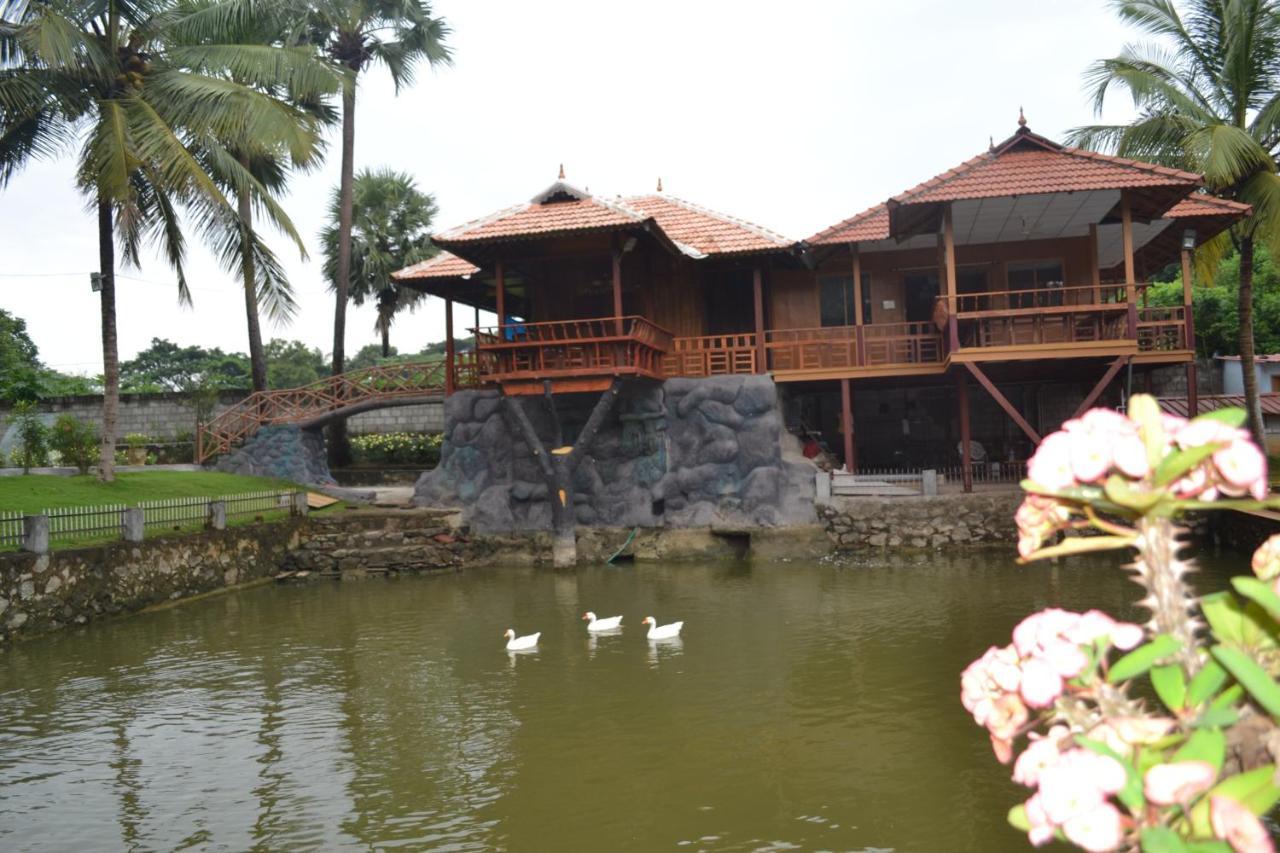 Udaya Resort 帕拉克卡德 外观 照片